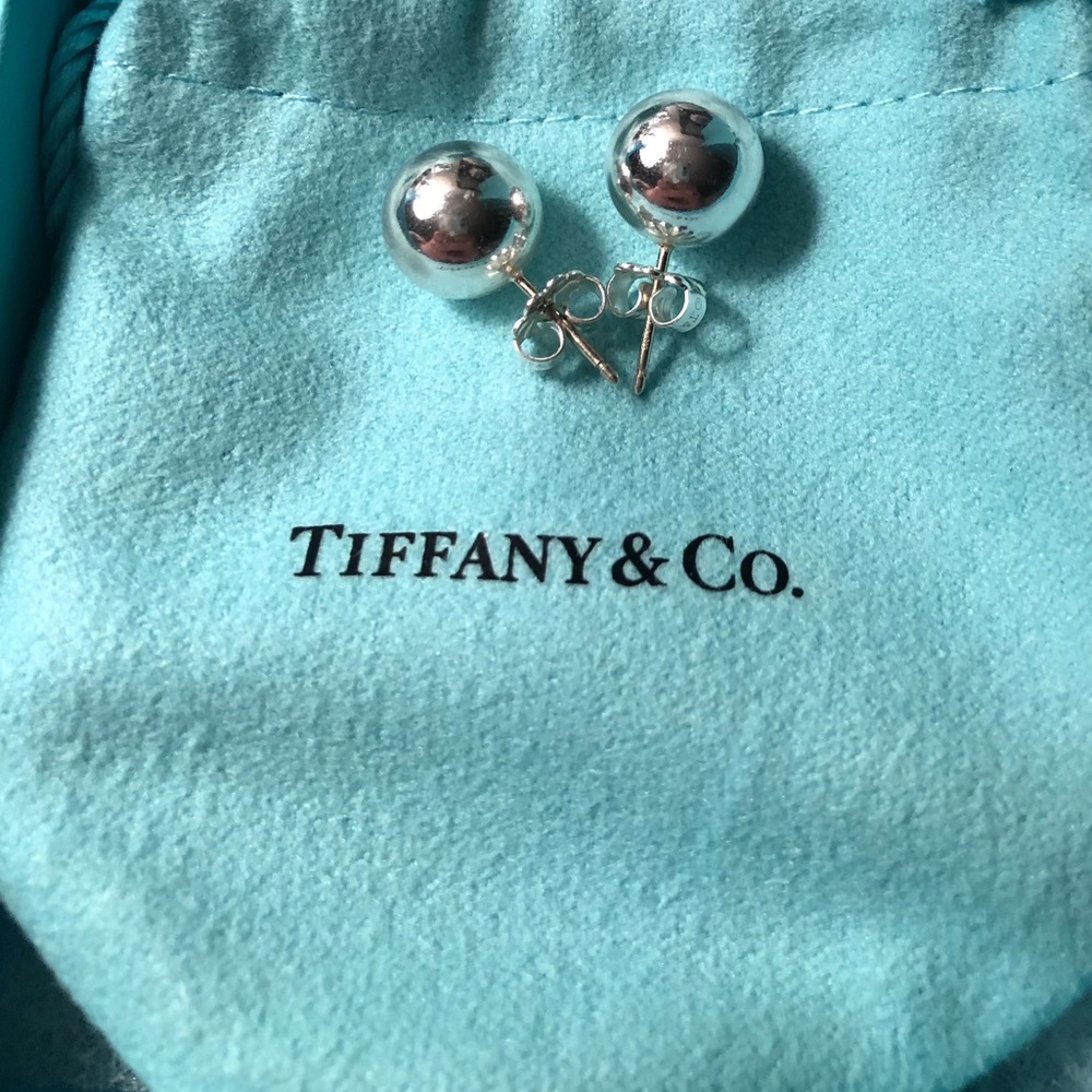 Brand new Tiffany & Co 10mm silver ball earrings.